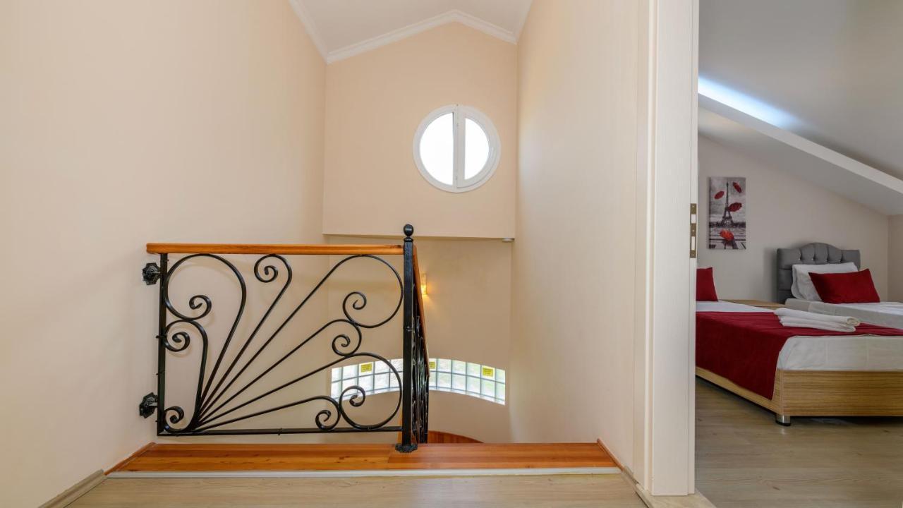 Musa - 5 Bedroom Holiday Villa In Hisaronu フェティエ エクステリア 写真