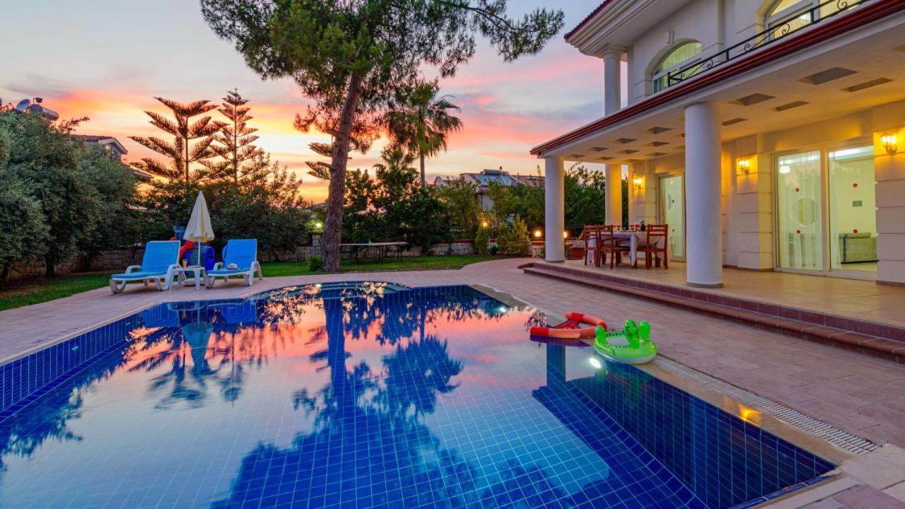 Musa - 5 Bedroom Holiday Villa In Hisaronu フェティエ エクステリア 写真